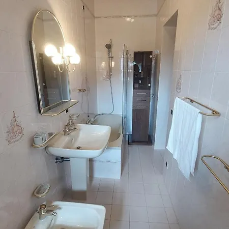 فيلة Casa - Vicino Orta San Giulio - 200 Sqm Miasino